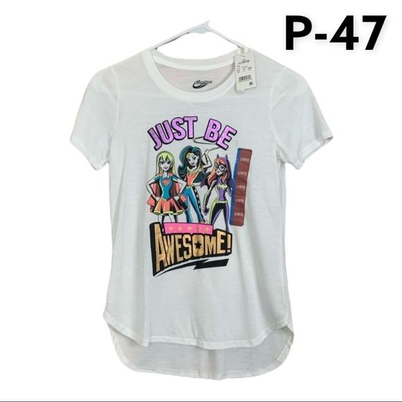 Girls Sz L 10-12 DC Super Hero Tee Shirt NWT - Picture 1 of 4